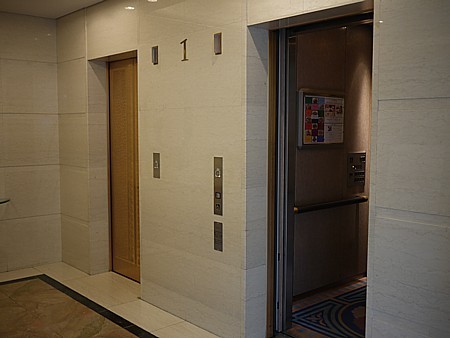 エレベーター