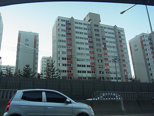 マンション多数