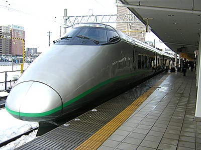 山形新幹線レールは３本！？